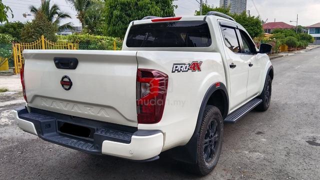 2021 Nissan Navara Pro-4X 4x4 2.5L Auto 7 Speed - 4