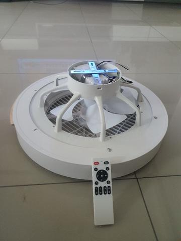 18" Ceiling Light With Fan - photo 2 of 3