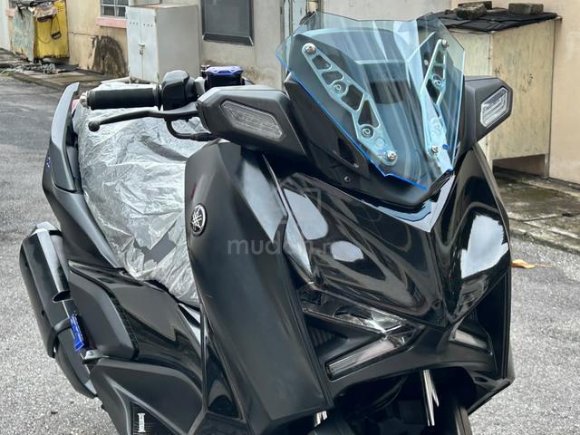2024 YAMAHA XMAX X MAX X-MAX LIKE NEW PRO-FENDER s - photo 14 of 26