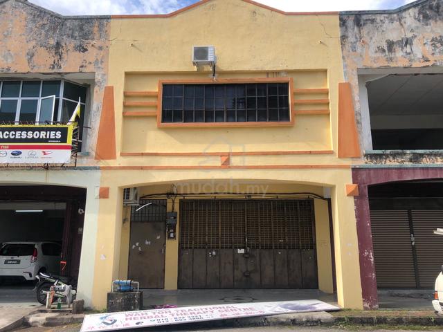 Two story shop lot Ground floor for rent 1