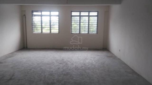 Puncak Jalil First Floor For Rent 1