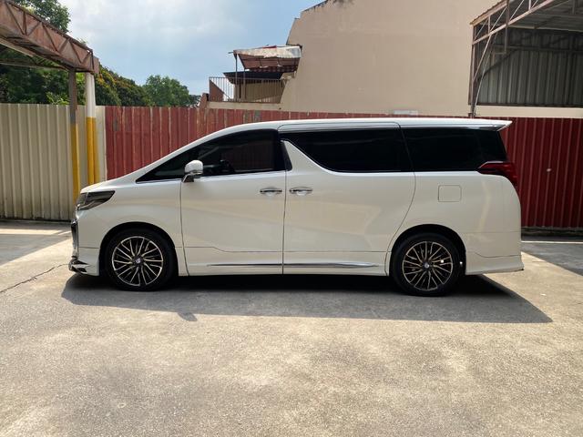 2018 Toyota ALPHARD 3.5  (A) - 4