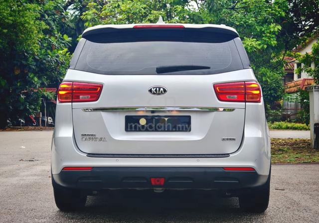 Full service 11 SEATER 2020 Kia CARNIVAL 2.2D A) - 3