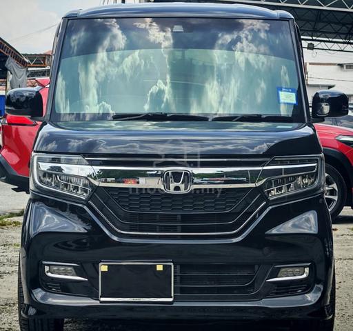 19 Honda N BOX 660 CUSTOM GL TURBO HONDA SENCING - 2