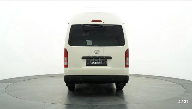 New Toyota HIACE Spec 10 Seater Window Van - 4