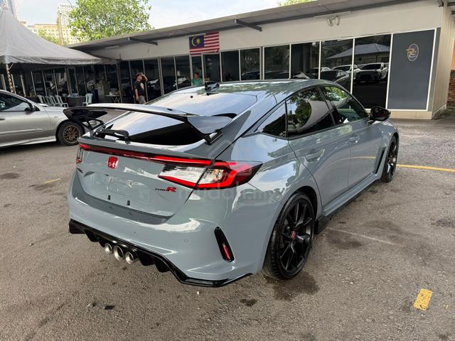2025 Honda FL5 Civic Type R 6A 5K Km - 2