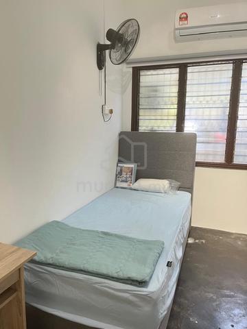 Fully furnished aircond room at bercham selatan ipoh 1