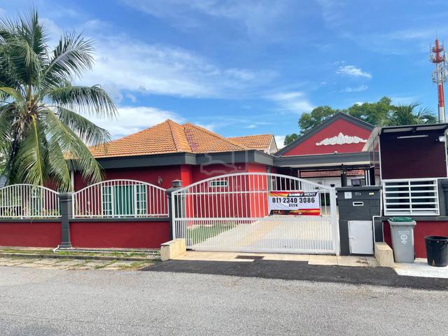 [FREEHOLD+CORNER LOT] Bungalow Lavender Heights, Senawang FOR SALE 1