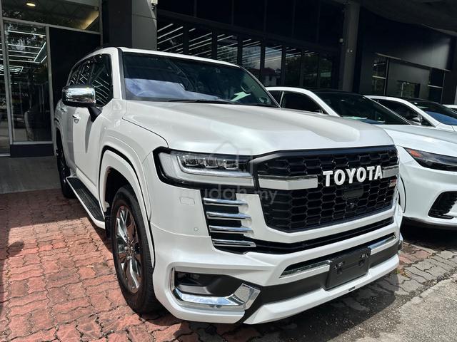 2024 Toyota Land Cruiser Zx unregistered  - 1