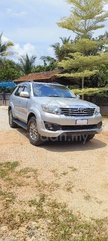 2015 Toyota FORTUNER 2.7 V TGN51R ENHANCED (A) - 1