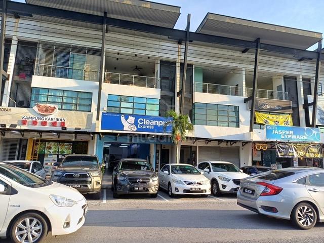 Hot! Strategic! Crowded & High Traffic! Putra Impiana, Meranti Jaya 1