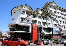 Api-Api Apartment 1