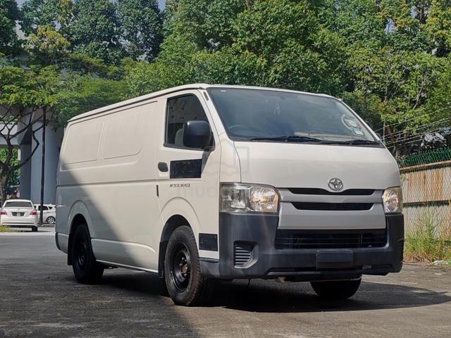 5w Mileage 2014 Toyota HIACE 2.5 Car king - 3