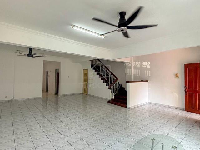 BELOW MARKET VALUE Double Storey Terrace Mutiara Subang Guarded 1