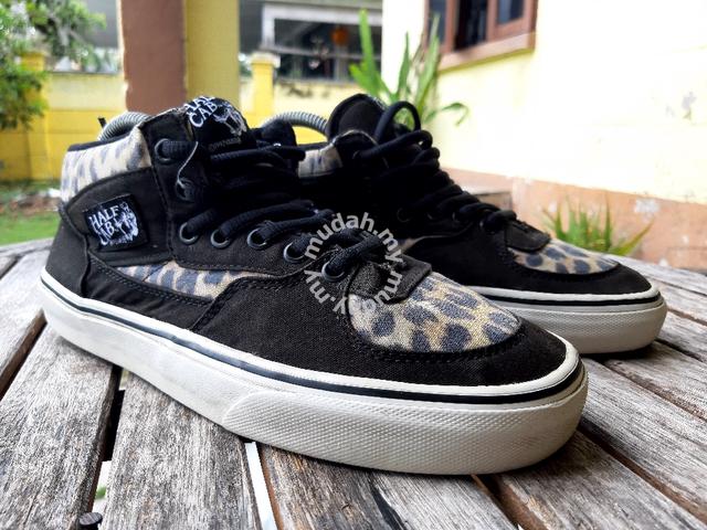 vans half cab leopard