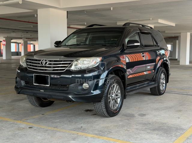 2014 Toyota FORTUNER 2.7 V TRD SPORTIVO (A) - 1