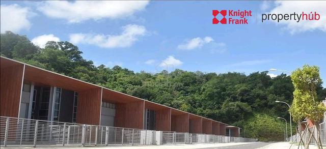 The factory Inanam Warehouse Terrace Type intermediate Unit 1