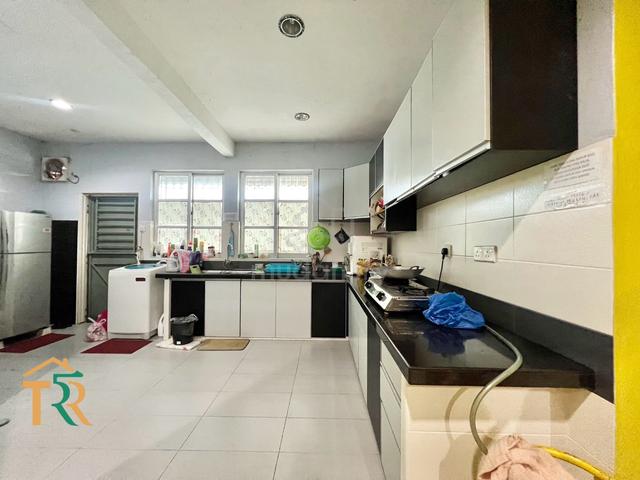 End lot Fully Reno Taman Restu 1