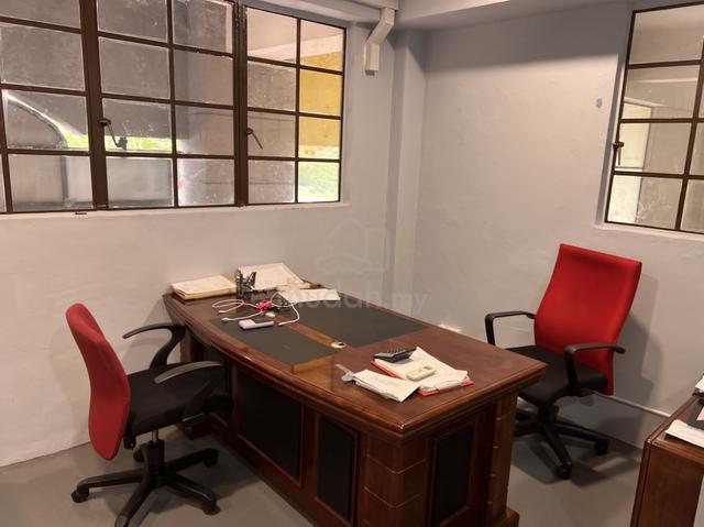 Spacious Office Space To Let @ Taman Putra Perdana 1