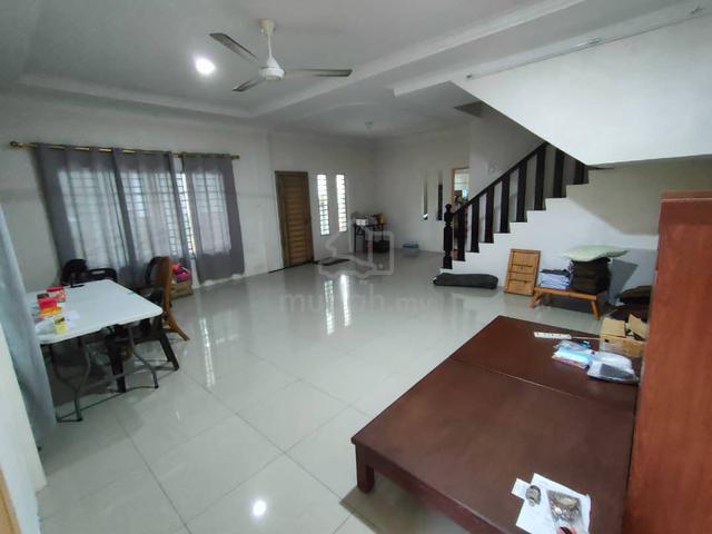 Double Storey Terrace Corner House at Uni Garden, Samarahan 1