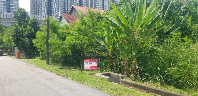 Tanah Lot Kediaman 100 m Dari Stesen MRT Kg Selamat Kota Damansara 2