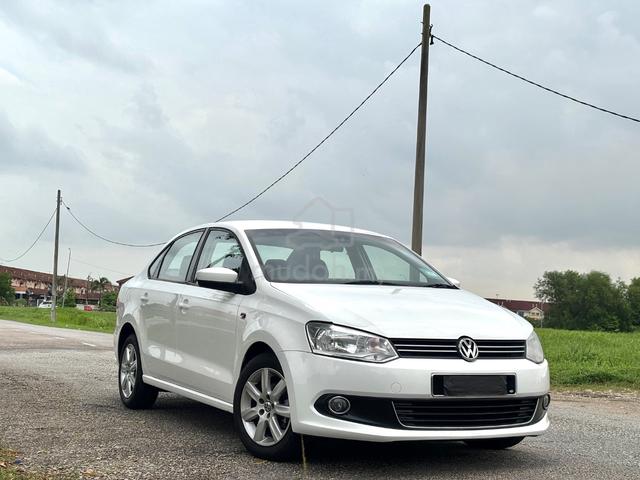 2015 Volkswagen POLO 1.6  (A) GOOD CONDITION - 2
