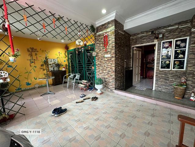 Bandar Puteri 2 Storey 29x75 Fully Renovated Extended Below Value 1