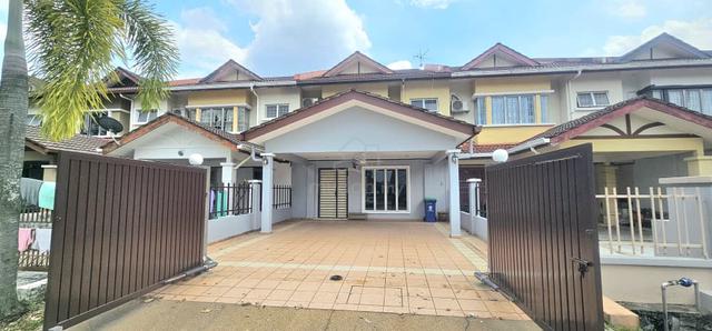 Double Storey BK5 Landed for RENT 1