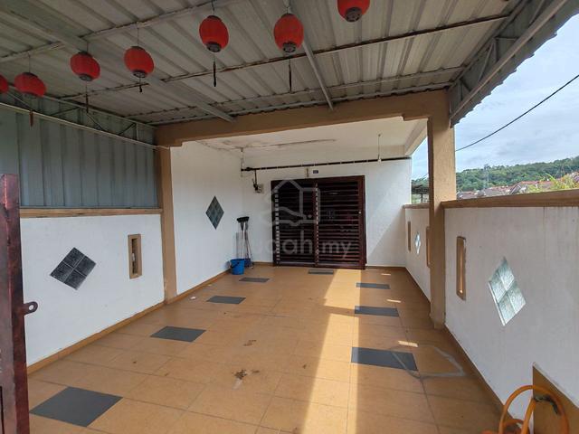 Scientex Kelapa Sawit 双层角头排屋出租 1