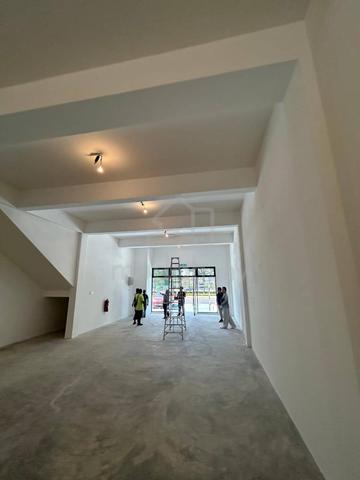Horizon Square @ Horizon Hill Endlot Shop Rent 1