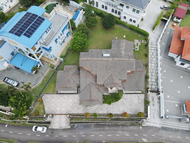 Stulang Darat Double Storey Bungalow House 15bed Johor Bahru 1