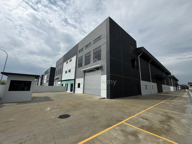 Semi-D Warehouse Factory bu20ksf with Power 400amp ETP KIIP Jenjarom 1