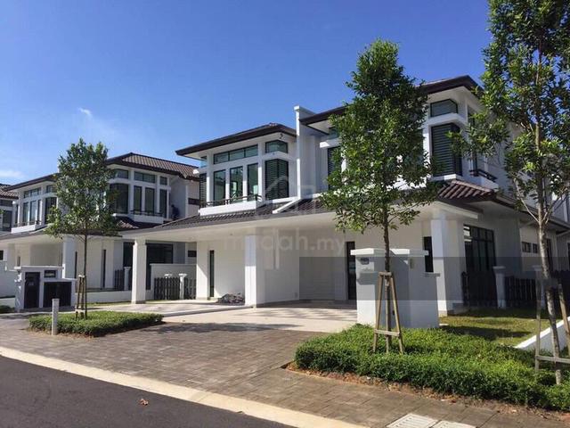Semi D Concept 30x70 [Monthly 3.5K/ Extra Land 10 Ft] Gated & Guarded 1