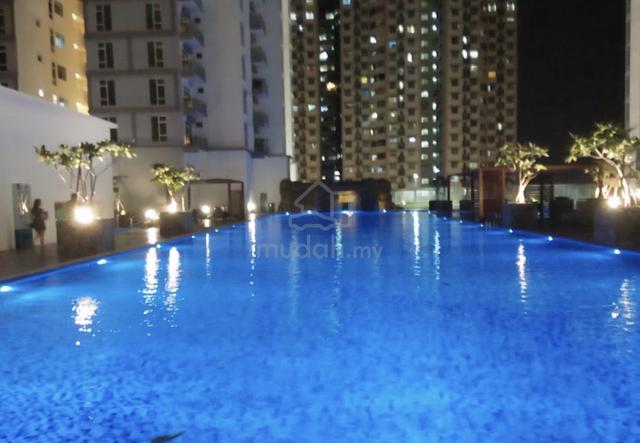 M Condominium @ Larkin 1