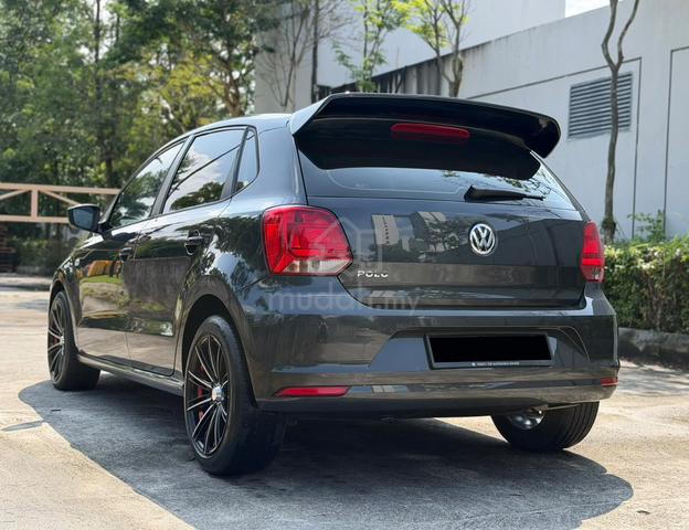 OFFER 2017 Volkswagen POLO 1.6 HATCHBACK (CKD) (A) - 2