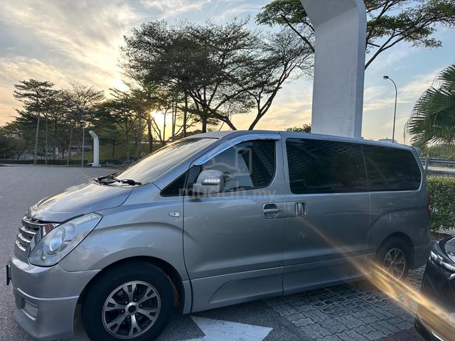 2012 Hyundai GRAND STAREX 2.5 ROYALE PREMIUM - 2