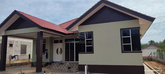 Banglo Siap Di Kg Kandis ,Wakaf Lichong, Pasir Puteh. 1
