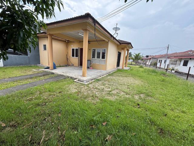 TANAH LUAS Garden Homes Seremban 2 End Lot Single Storey Terrace 1