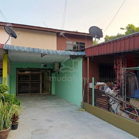 Johor Batu Pahat Freehold 2-Storey Terraced House For Sale 1