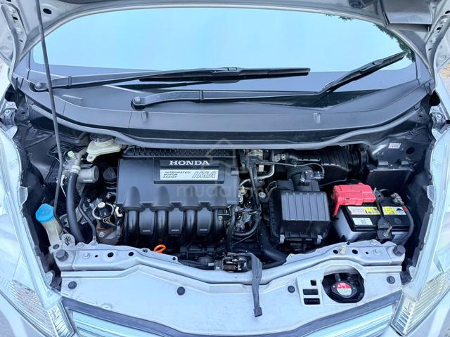 2014 Honda JAZZ 1.3 HYBRID FACELIFT (A) - 5