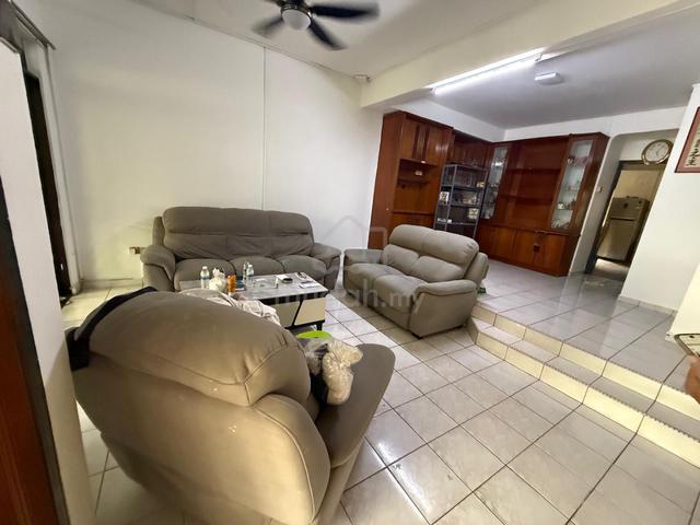 Taman Bukit mewah Double Storey / Paradigm mall / Tampoi / 4Bed 3Bath 1