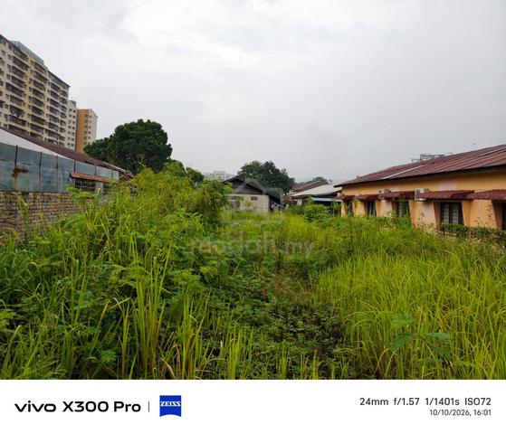 Ampang flat land 4000 Sq ft for rent 1
