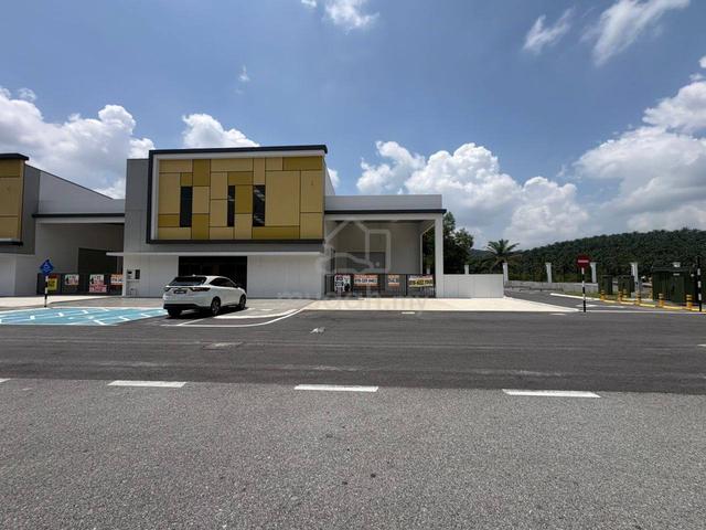 READY FACTORY / WAREHOUSE FOR RENT @ ECO BUSINESS PARK 5, Puncak Alam 1