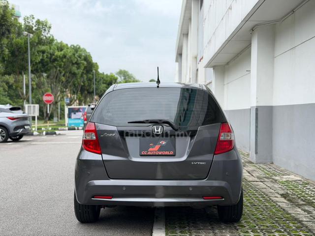 2013 Honda JAZZ 1.5 E FACELIFT HATCHBACK SPORT RIM - 5