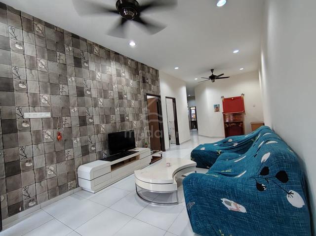 Rumah Teres Setingkat |Freehold | Taman Kluang Indah | 22' x 78' 1