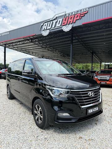 2018 Hyundai GRAND STAREX 2.5 FAMILY kereta - 1