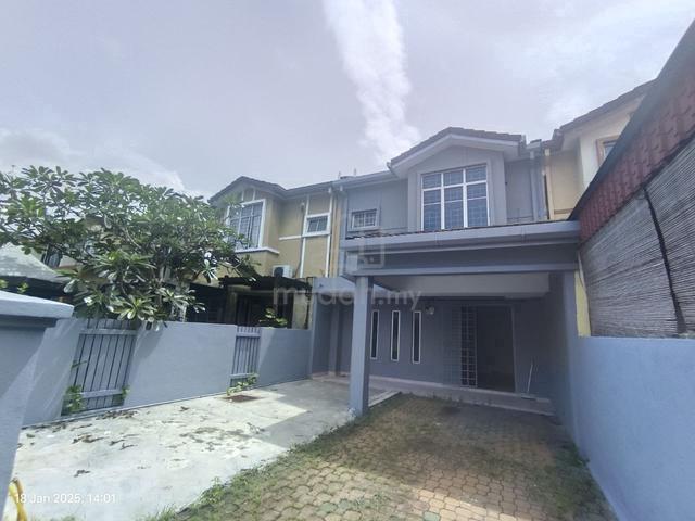 Putra Heights Subang jaya Double Storey, Freehold Kitchen Extend!!! 1