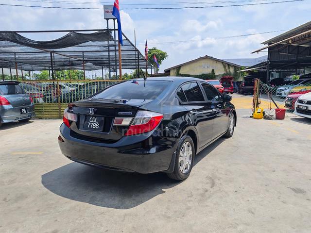 2013 Honda CIVIC 1.8 (AUTO) - 3