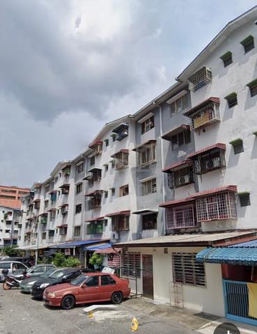 Flat Taman Dagang 1
