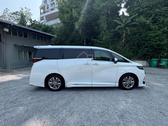 Toyota Alphard Hybrid Z 2.5 Unreg 2024 - 3
